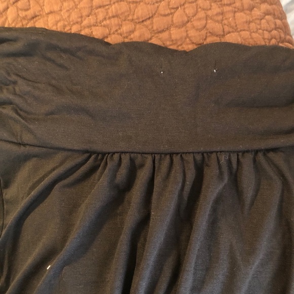 Old Navy Maternity Maxi Dress - Picture 4 of 5